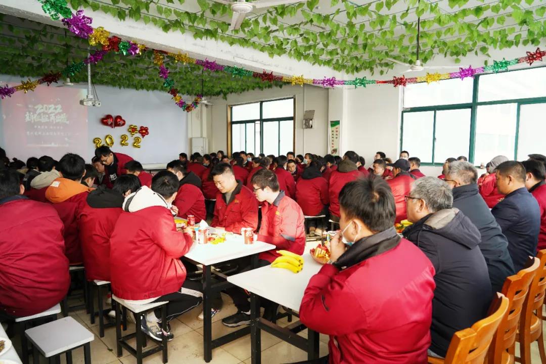 蘇州冠科工業(yè)設(shè)備有限公司召開2022新春年會(huì)